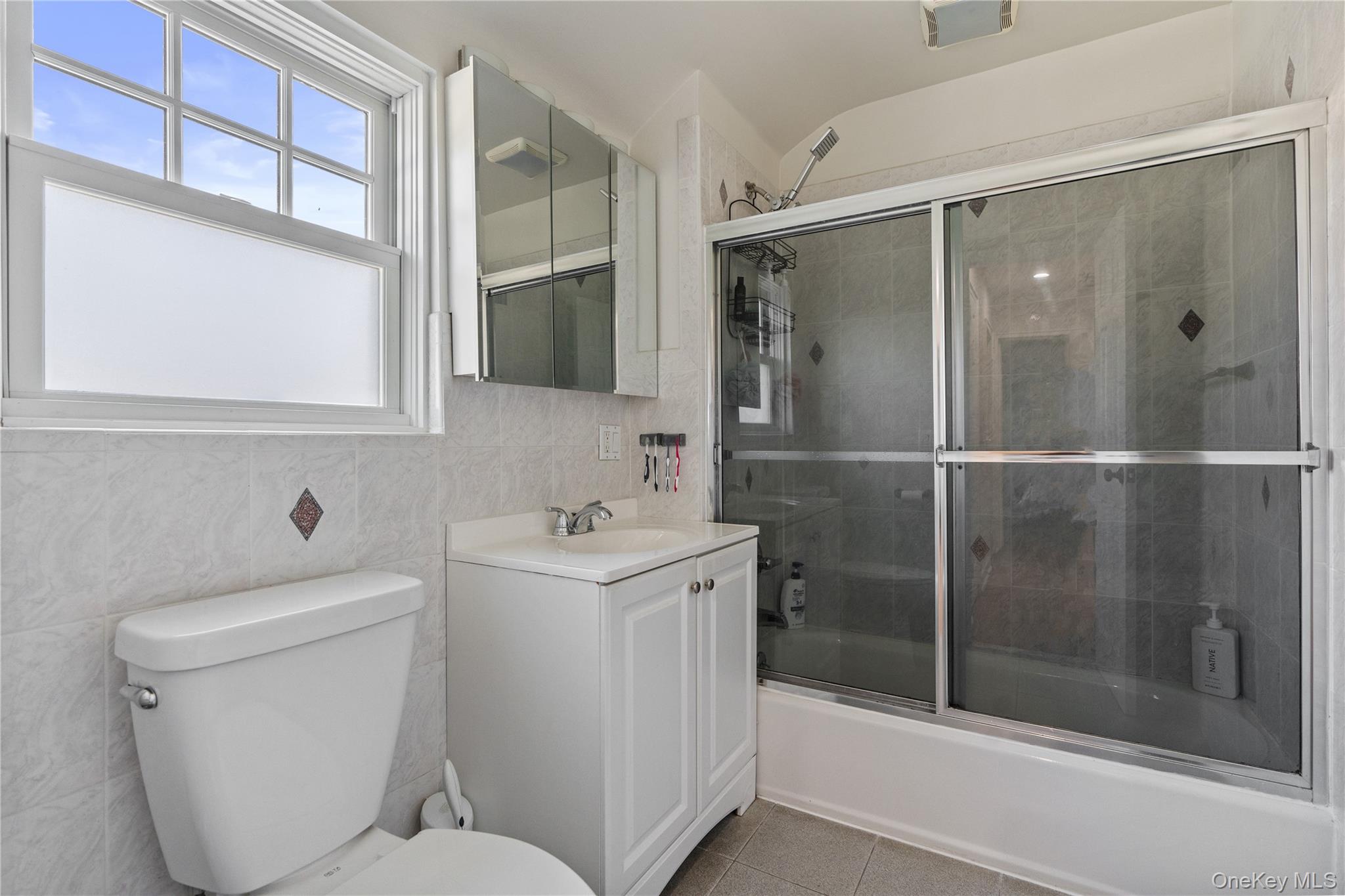 2 Meadow Lane Property Photo 14