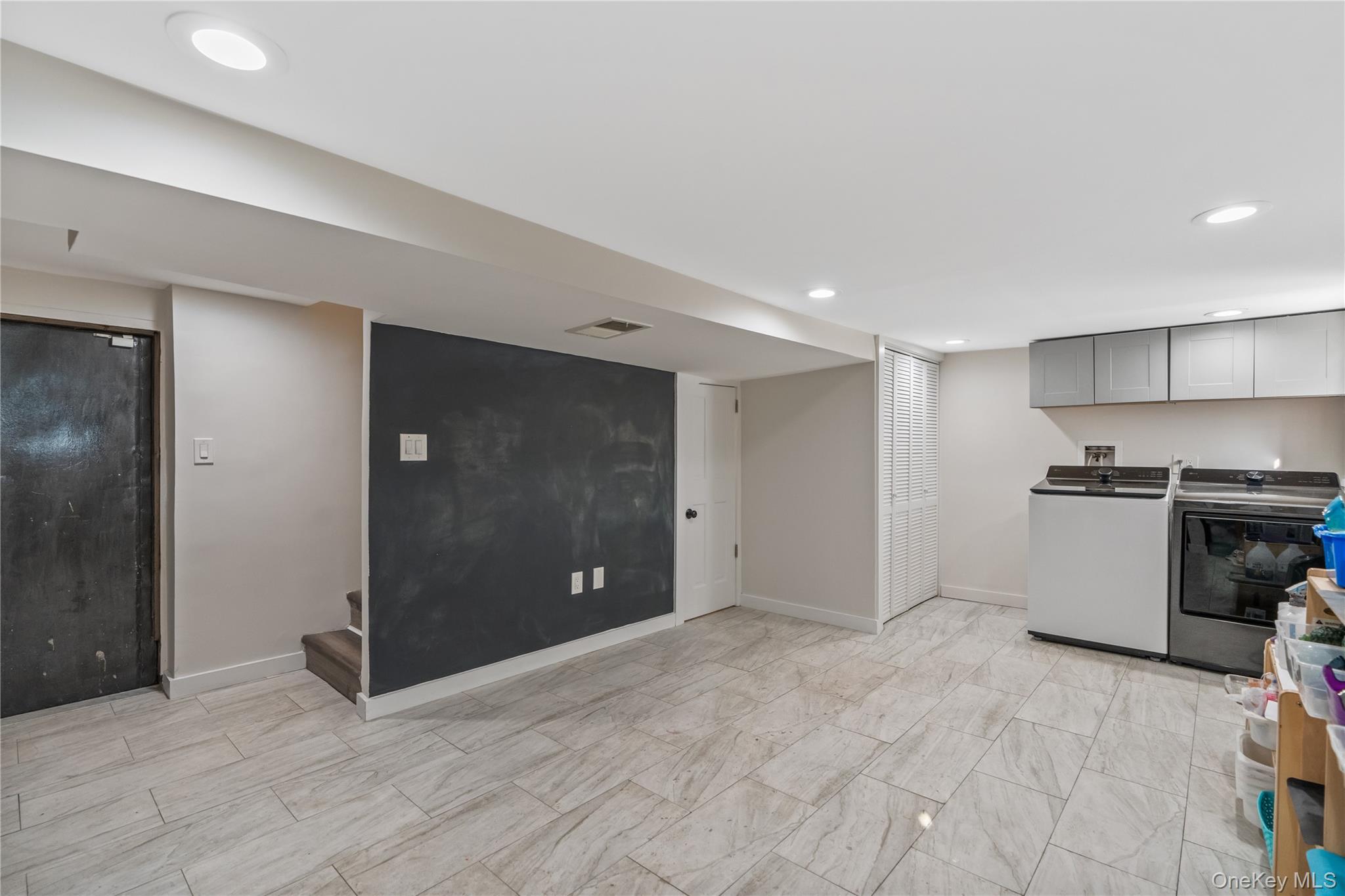 2 Meadow Lane Property Photo 18