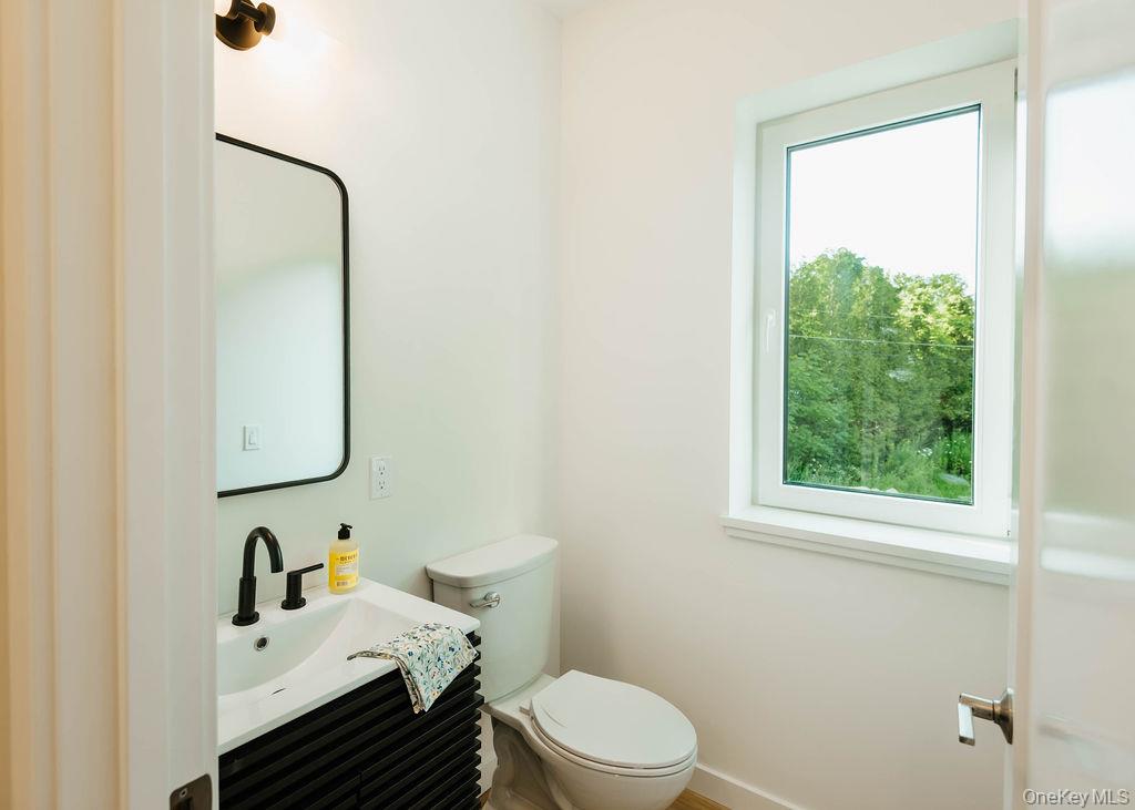 10 A Cooper Street Property Photo 25