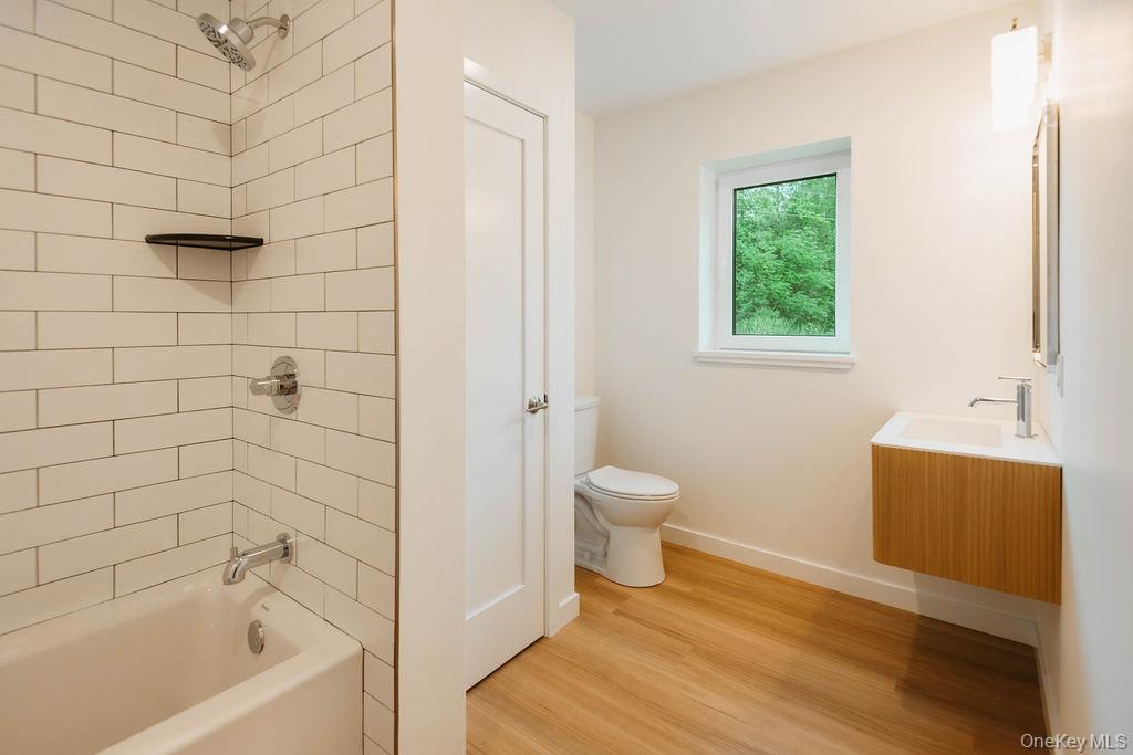10 A Cooper Street Property Photo 36