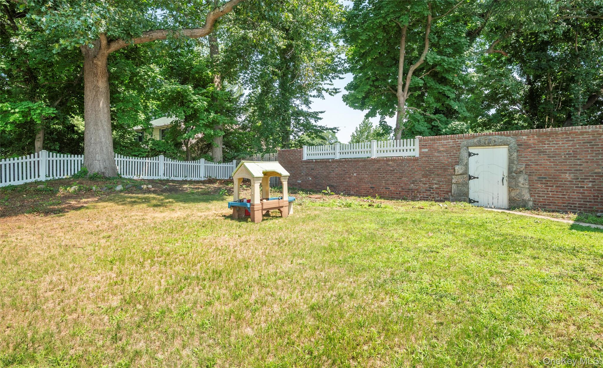 28 Brookdale Road Property Photo 29
