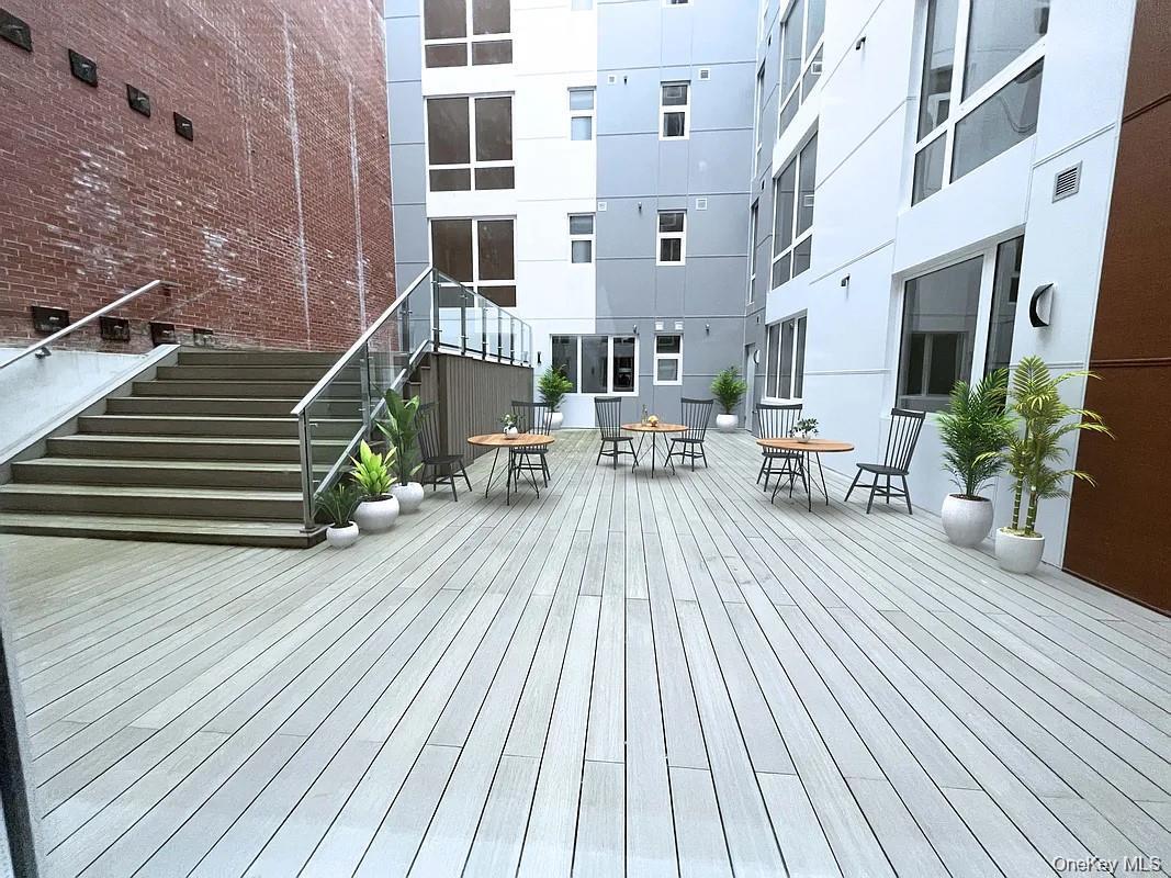 4223 Parsons Boulevard 5c Property Photo 8