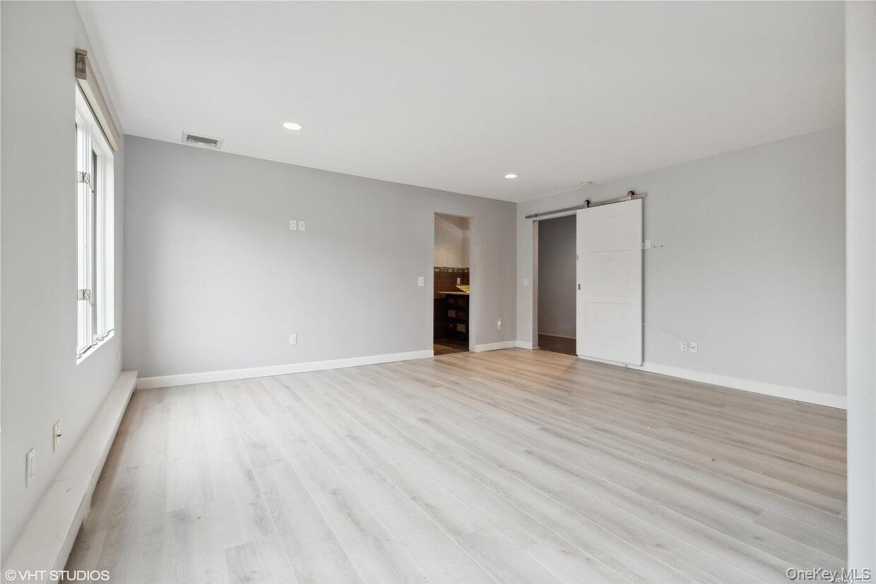 4 Box Tree Road Property Photo 6