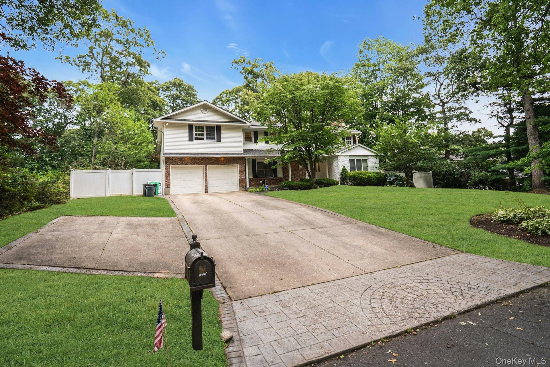 48 Colby Drive Property Photo 3