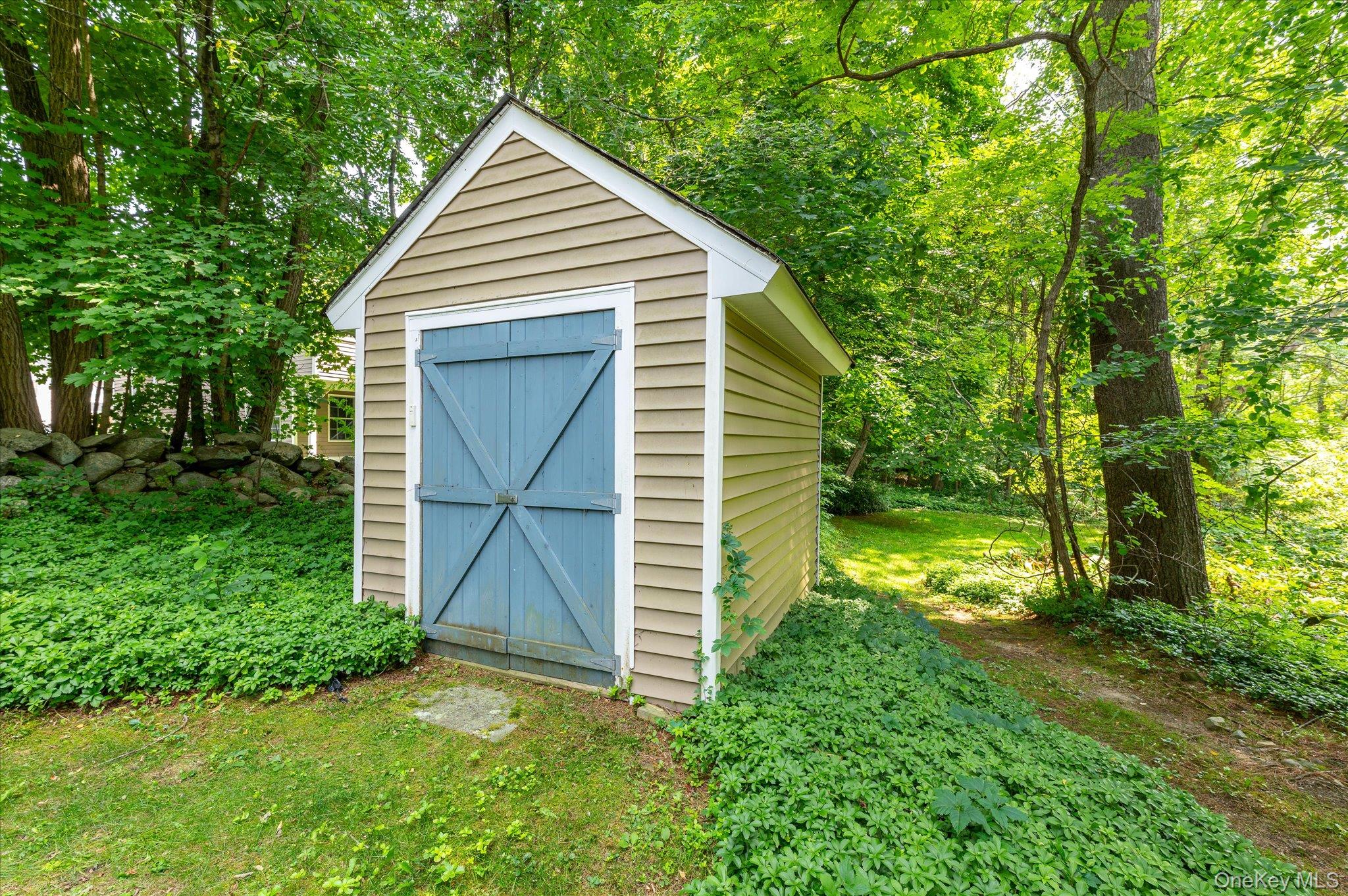 12 Lakeview Drive Property Photo 31