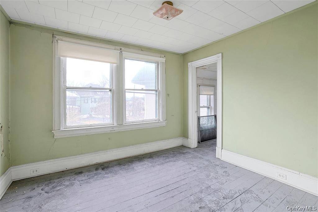 25 E Broome Street Property Photo 10