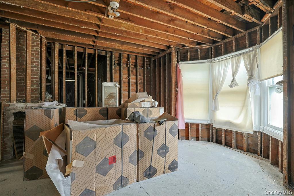 25 E Broome Street Property Photo 19