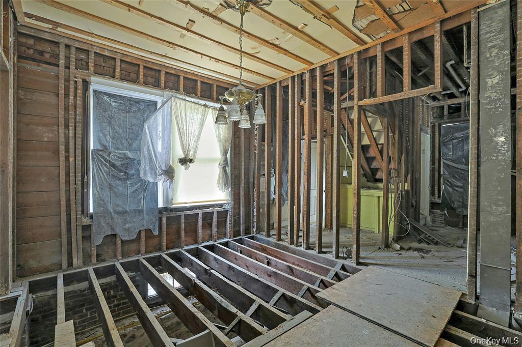 25 E Broome Street Property Photo 21