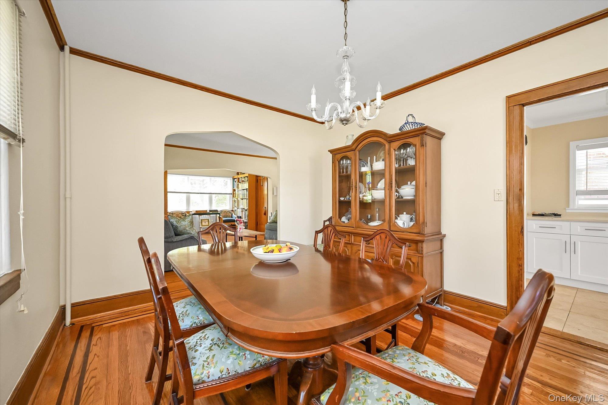 236-11 Seward Avenue Property Photo 6