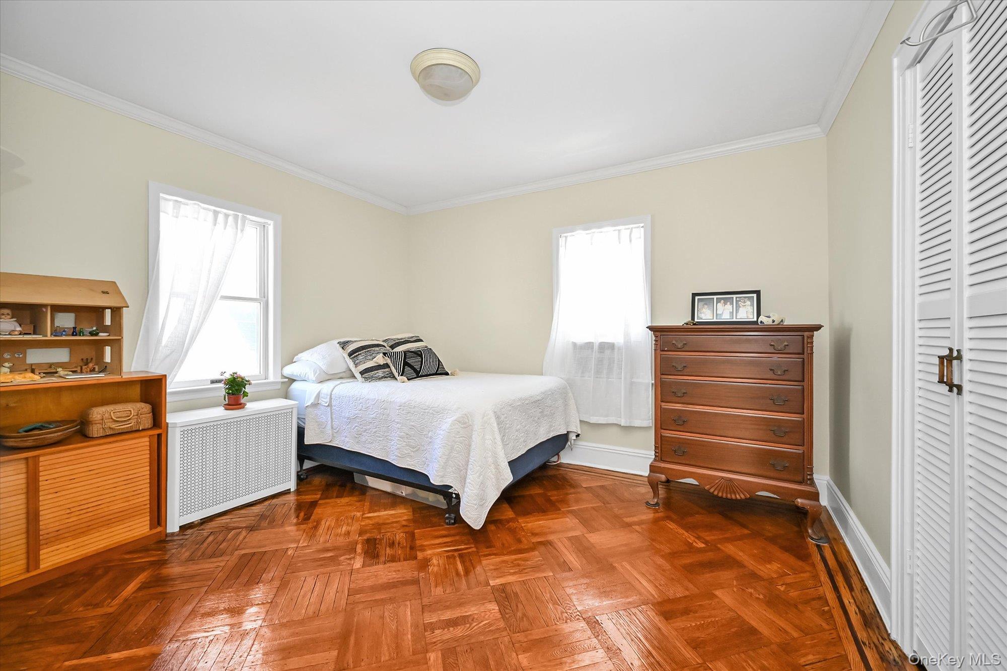 236-11 Seward Avenue Property Photo 14
