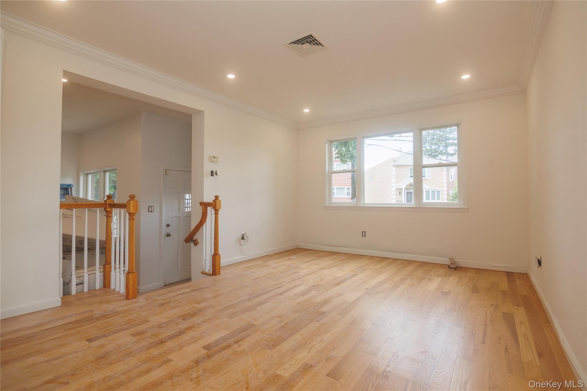 1340 Siegfried Place Property Photo 4