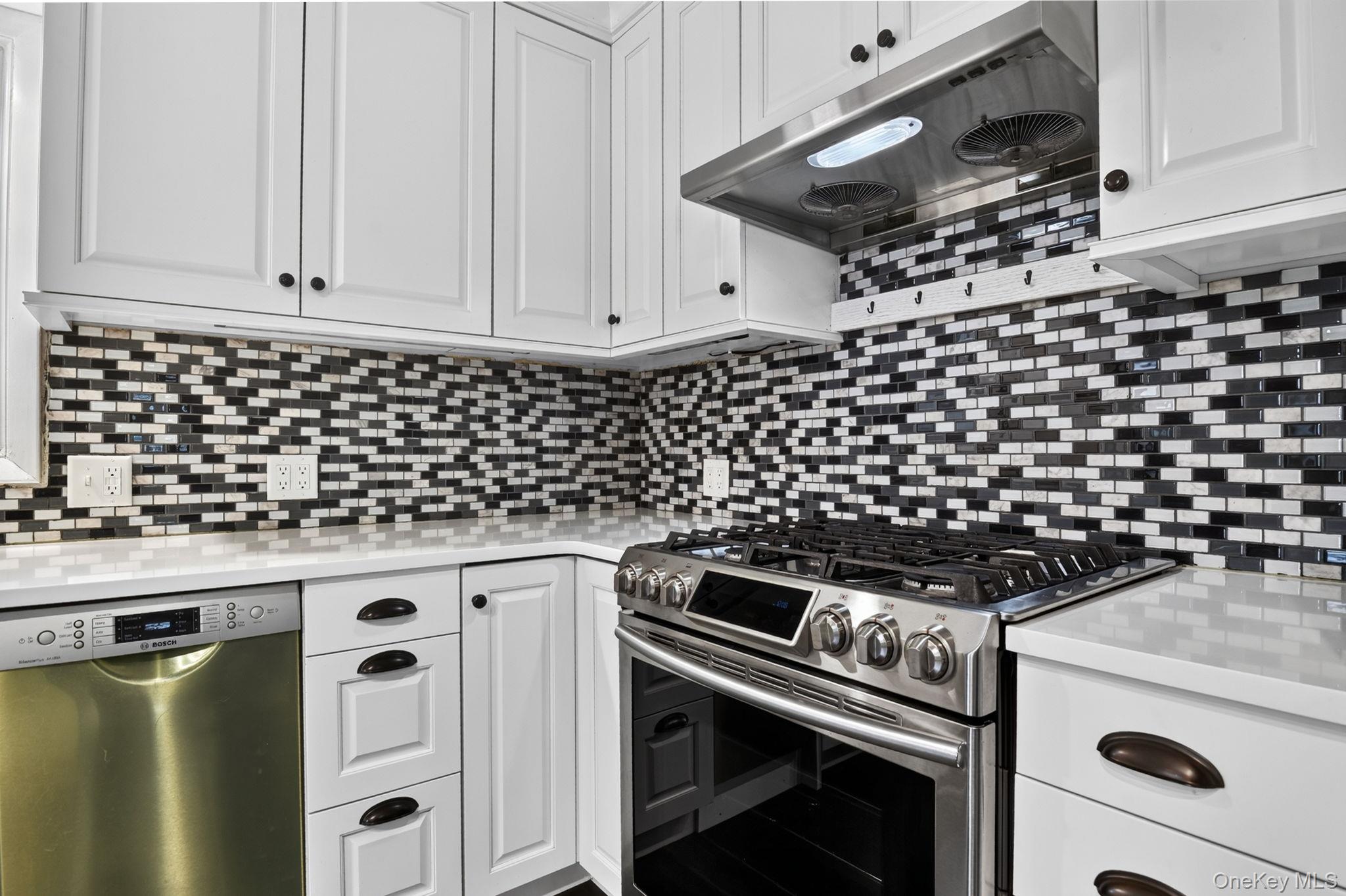 30 Chestnut Avenue Property Photo 4