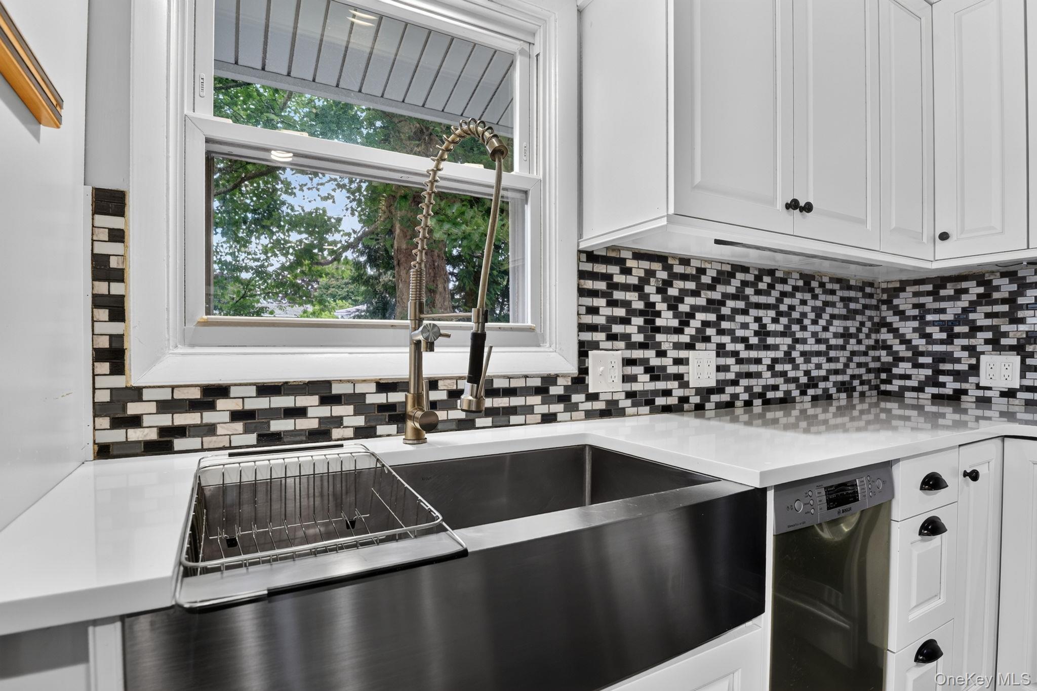30 Chestnut Avenue Property Photo 5