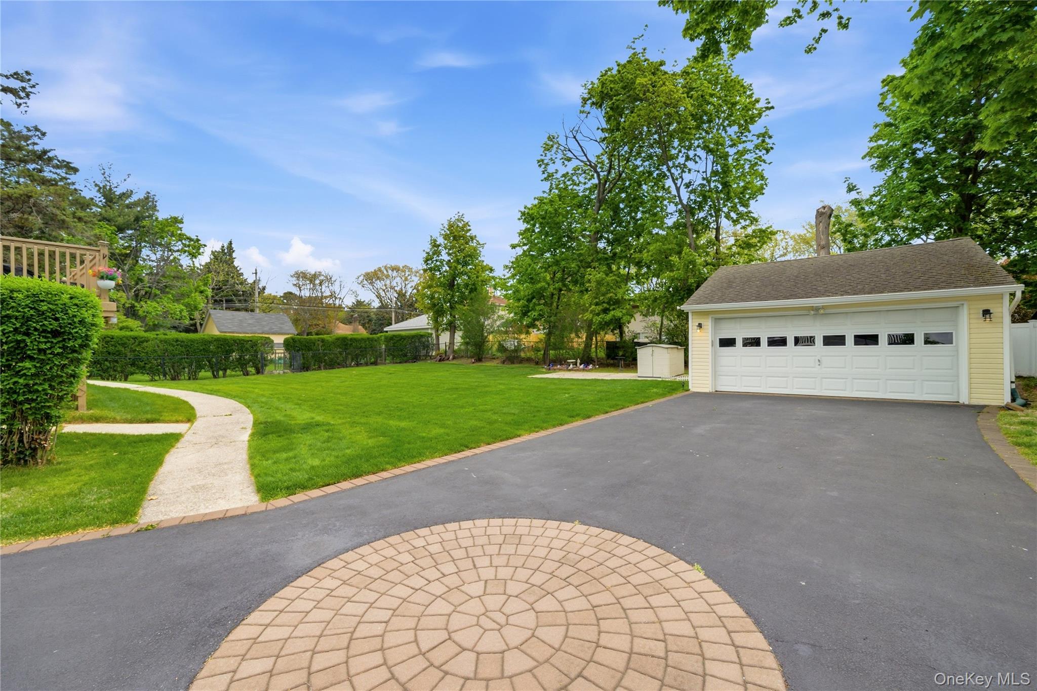 414 Potter Boulevard Property Photo 4