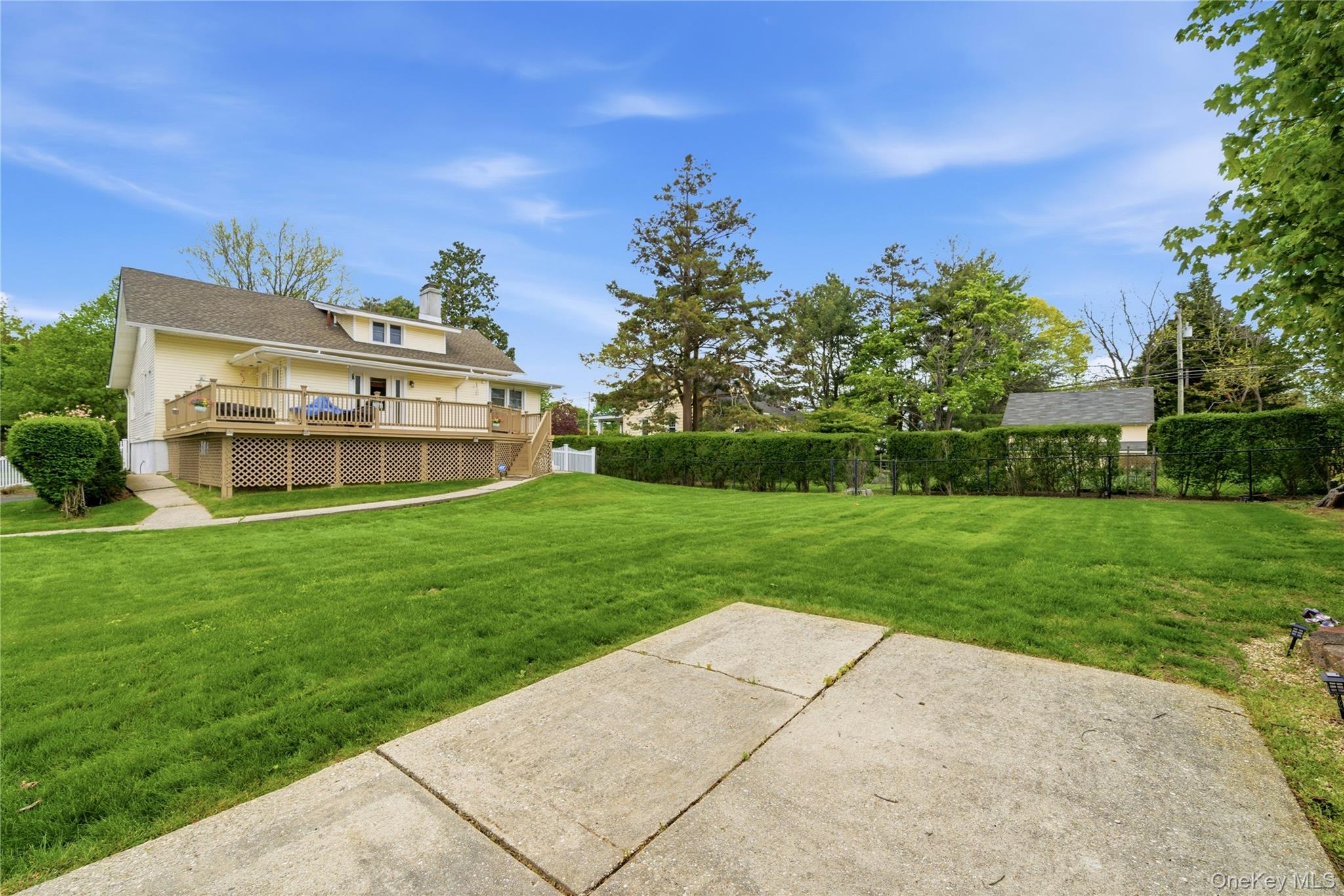 414 Potter Boulevard Property Photo 47