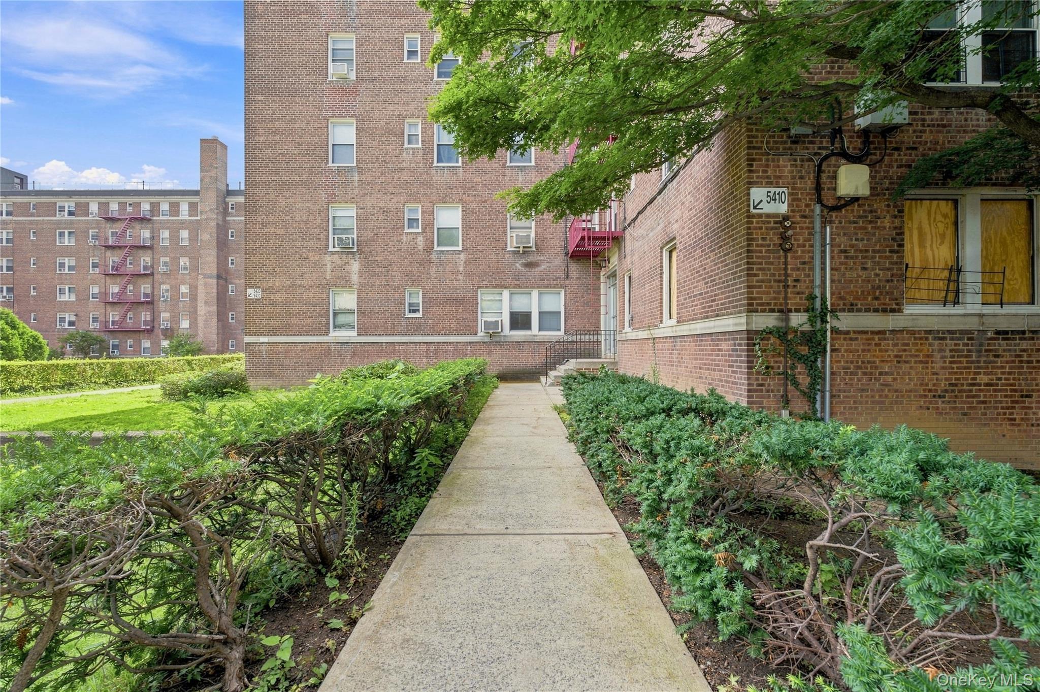 5410 Netherland Ave A53 Property Photo 2