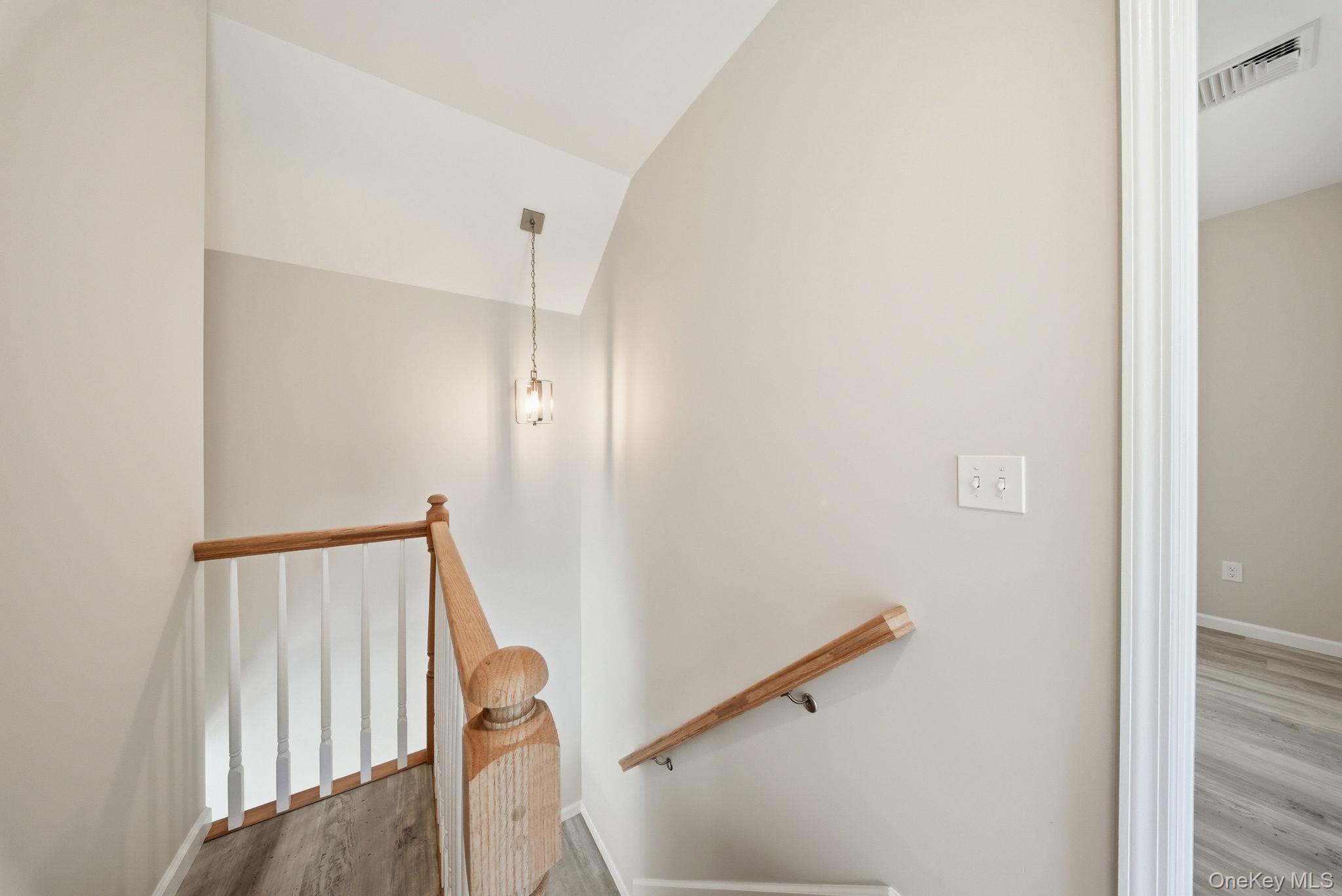 24 Farmingdale Lane Property Photo 22
