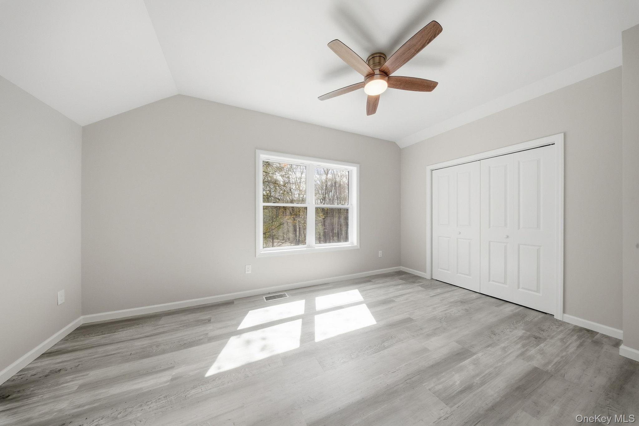 24 Farmingdale Lane Property Photo 27