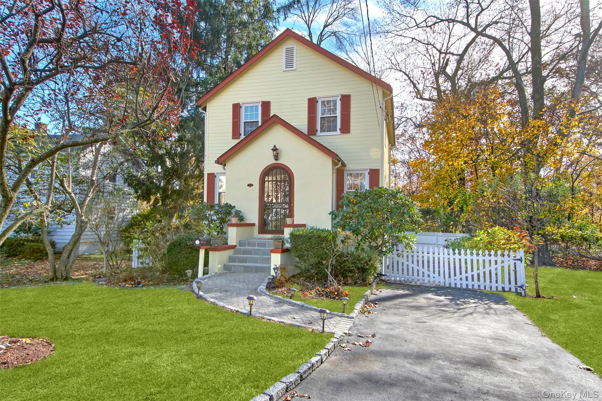 17 Haven Avenue Property Photo 1