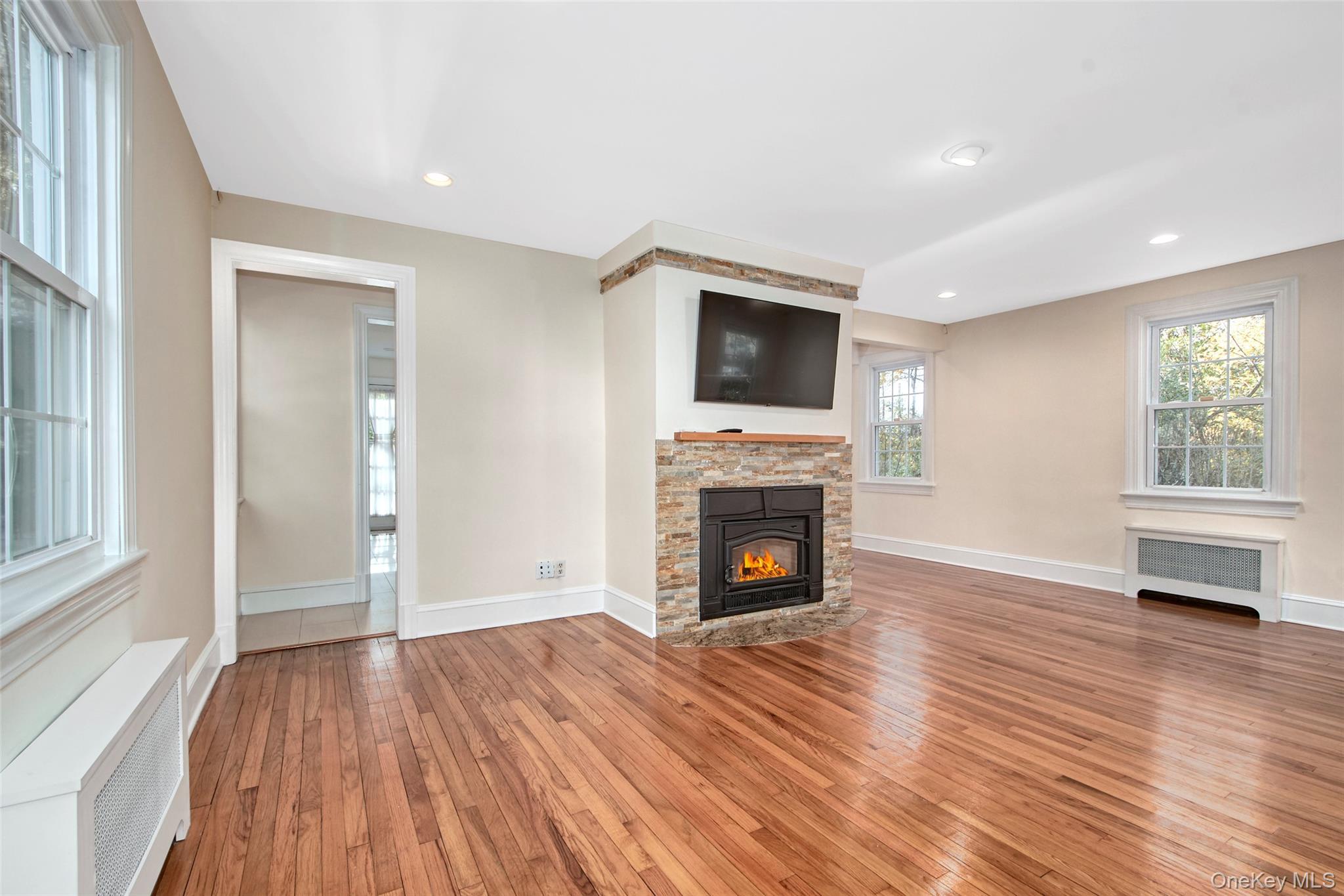 17 Haven Avenue Property Photo 5