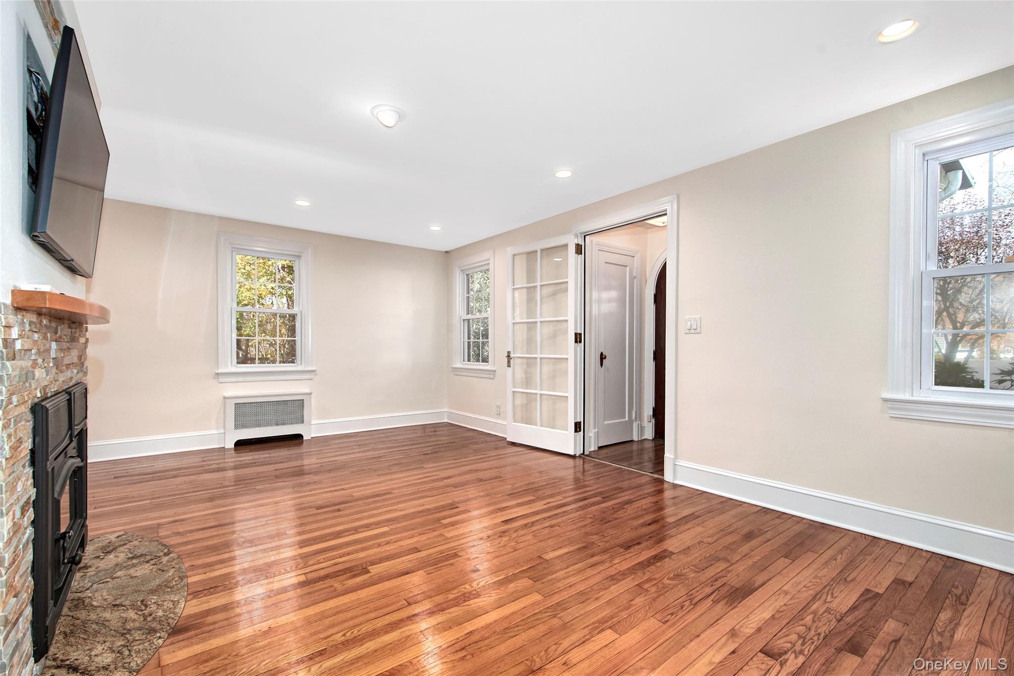 17 Haven Avenue Property Photo 6