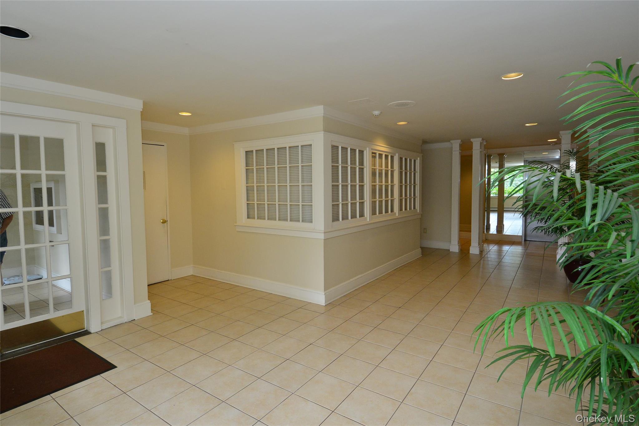 1 Consulate Drive 3k Property Photo 3