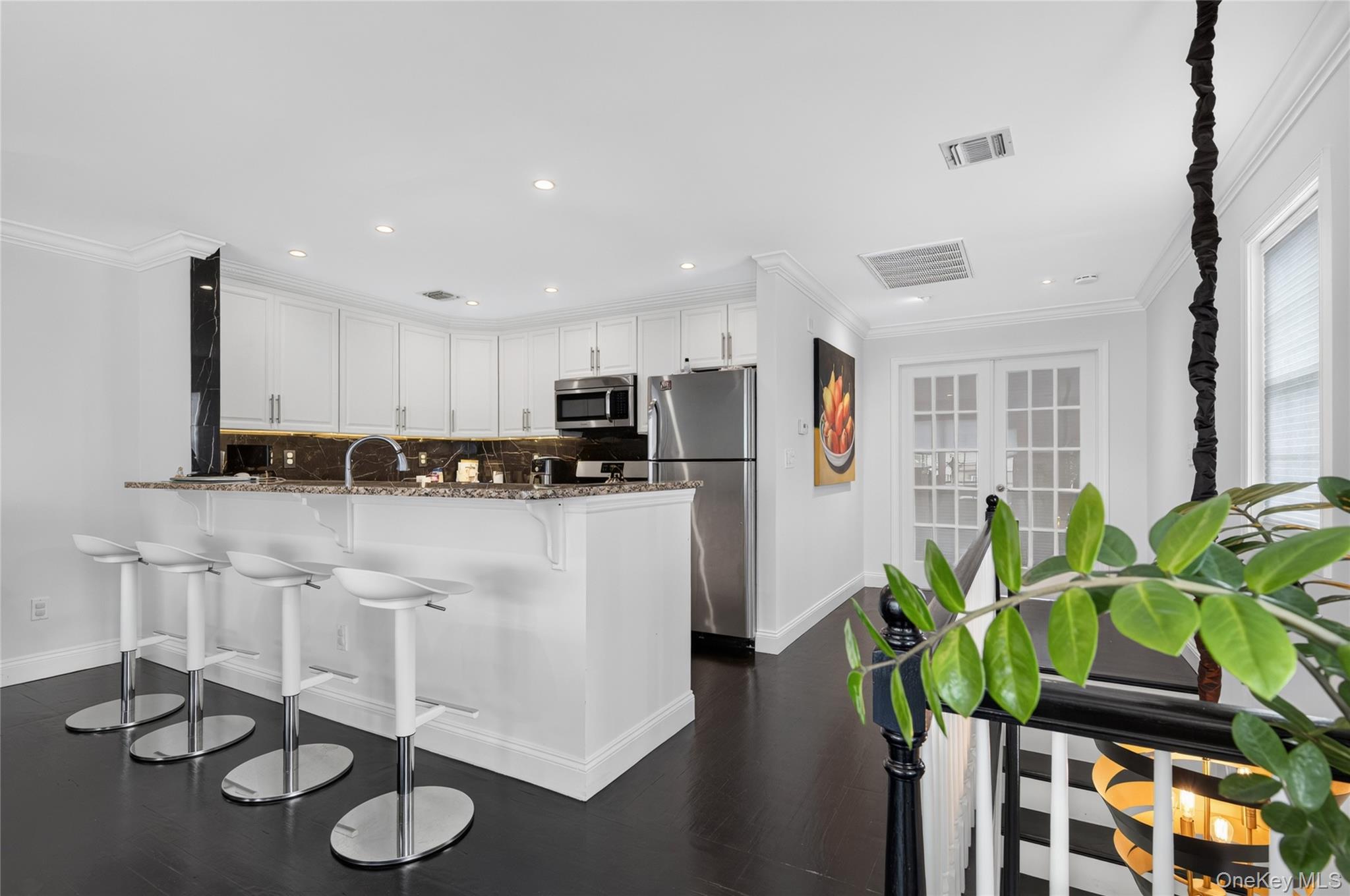 1 Koch Place Property Photo 8
