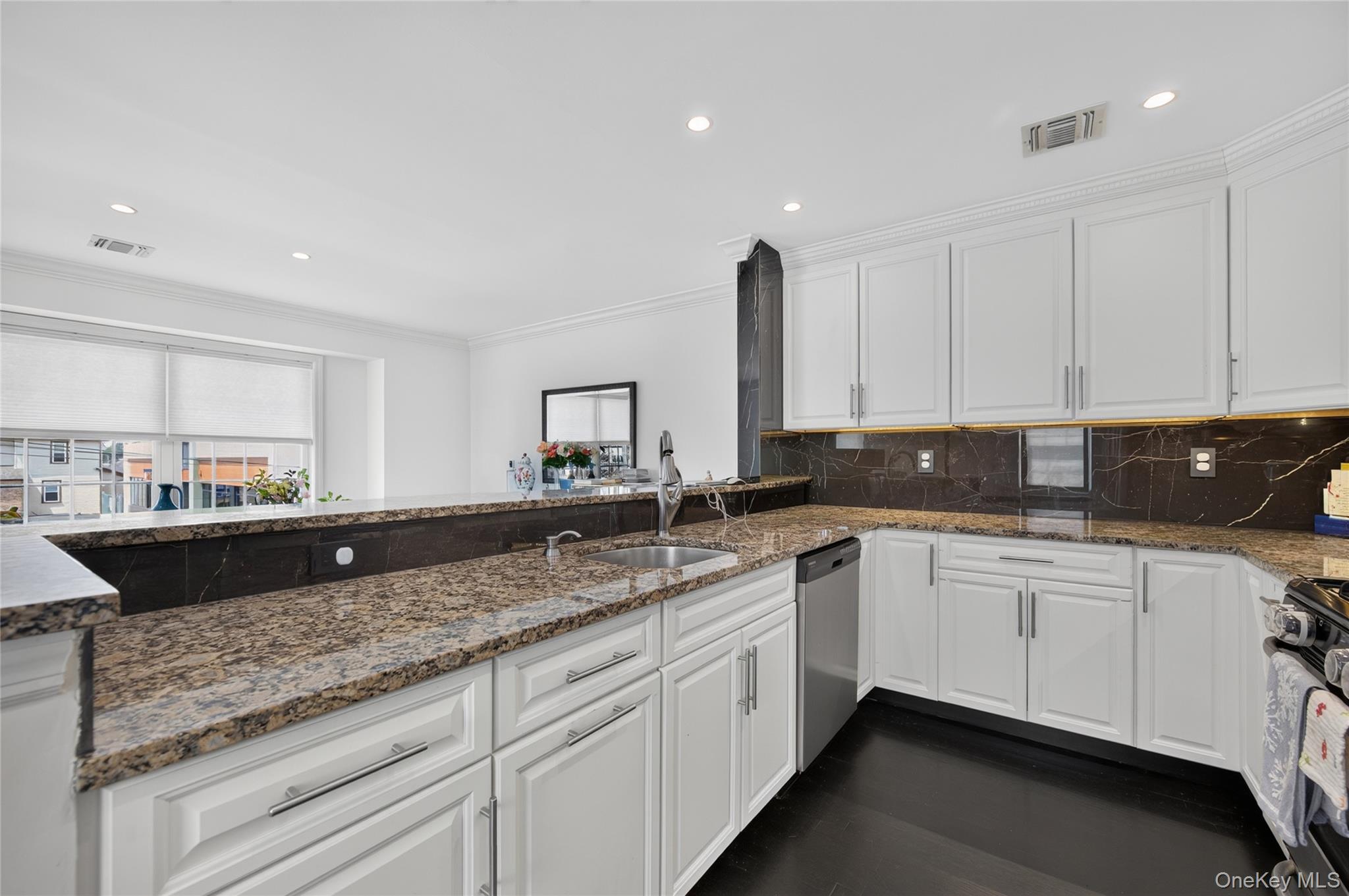 1 Koch Place Property Photo 11
