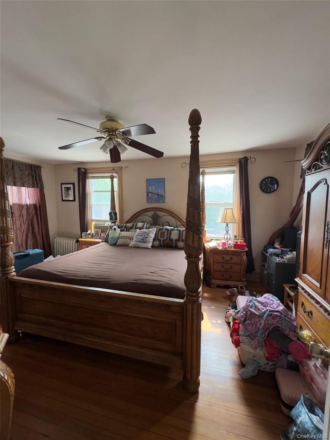 2042 Colonial Avenue Property Photo 12