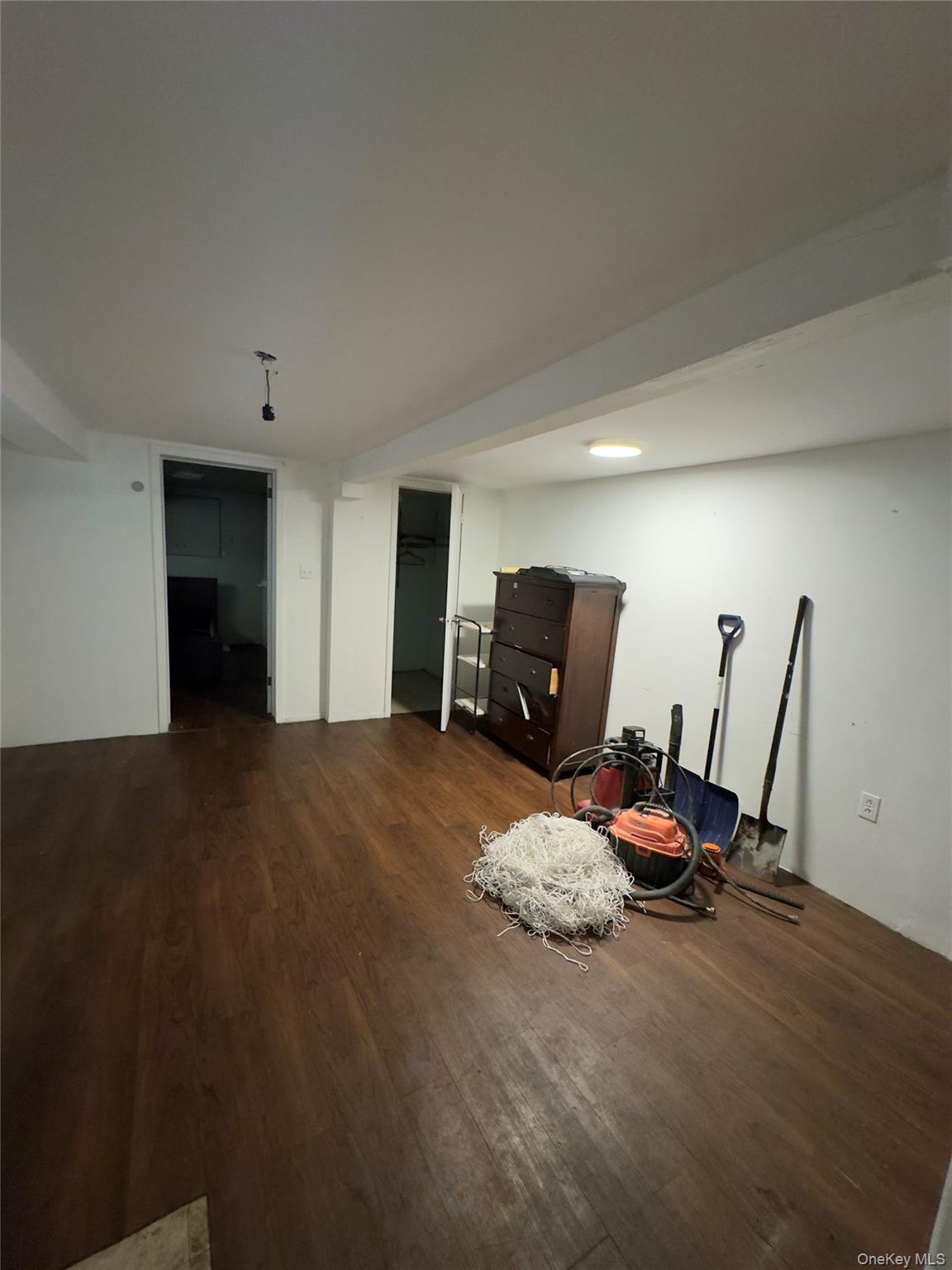 2042 Colonial Avenue Property Photo 20