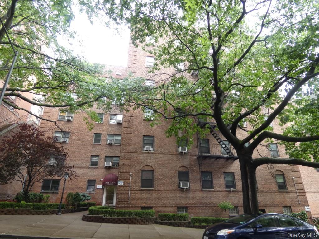 102-25 67 Rd 1e Property Photo 1