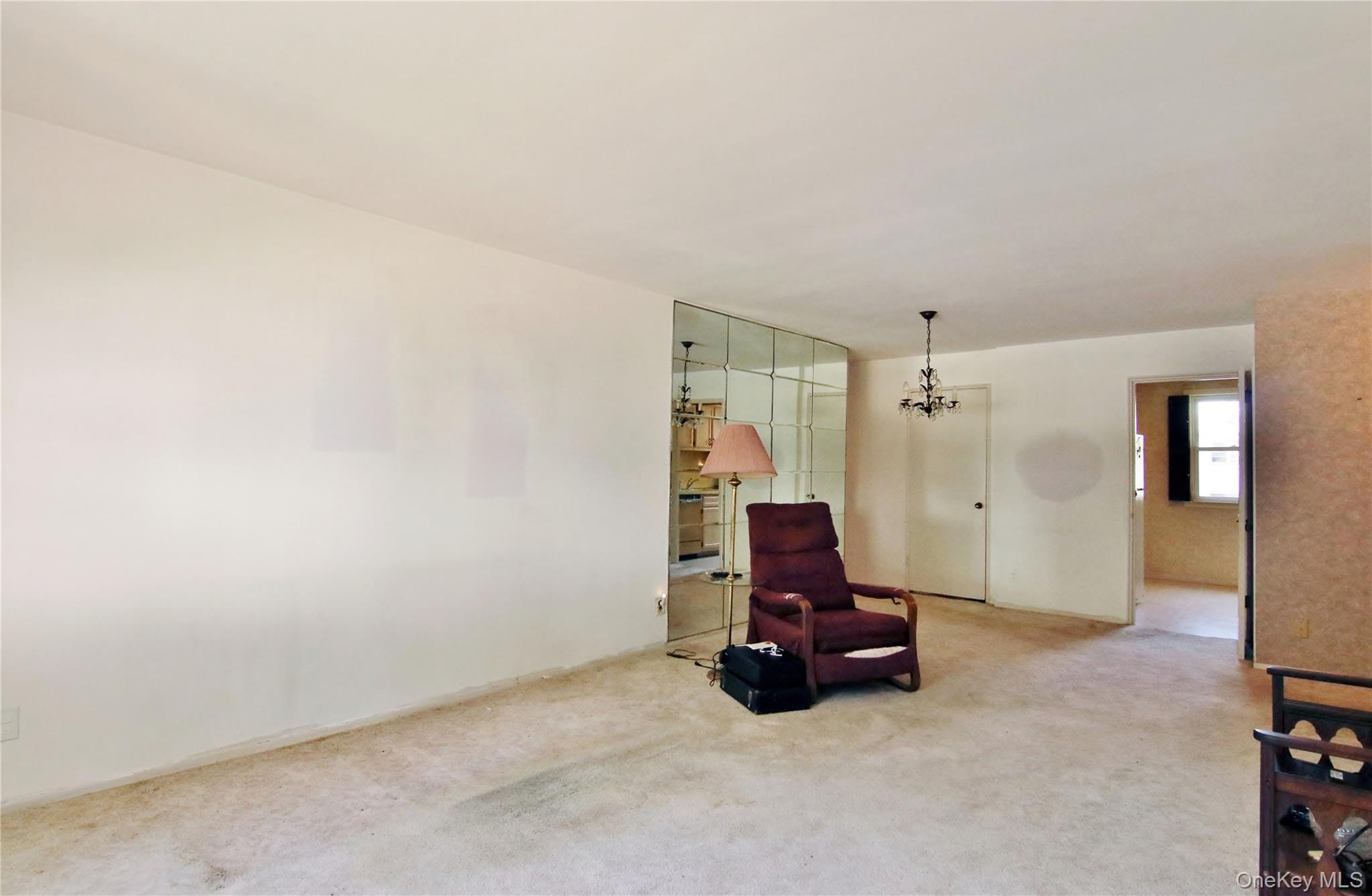 35 Avon Circle A Property Photo 9