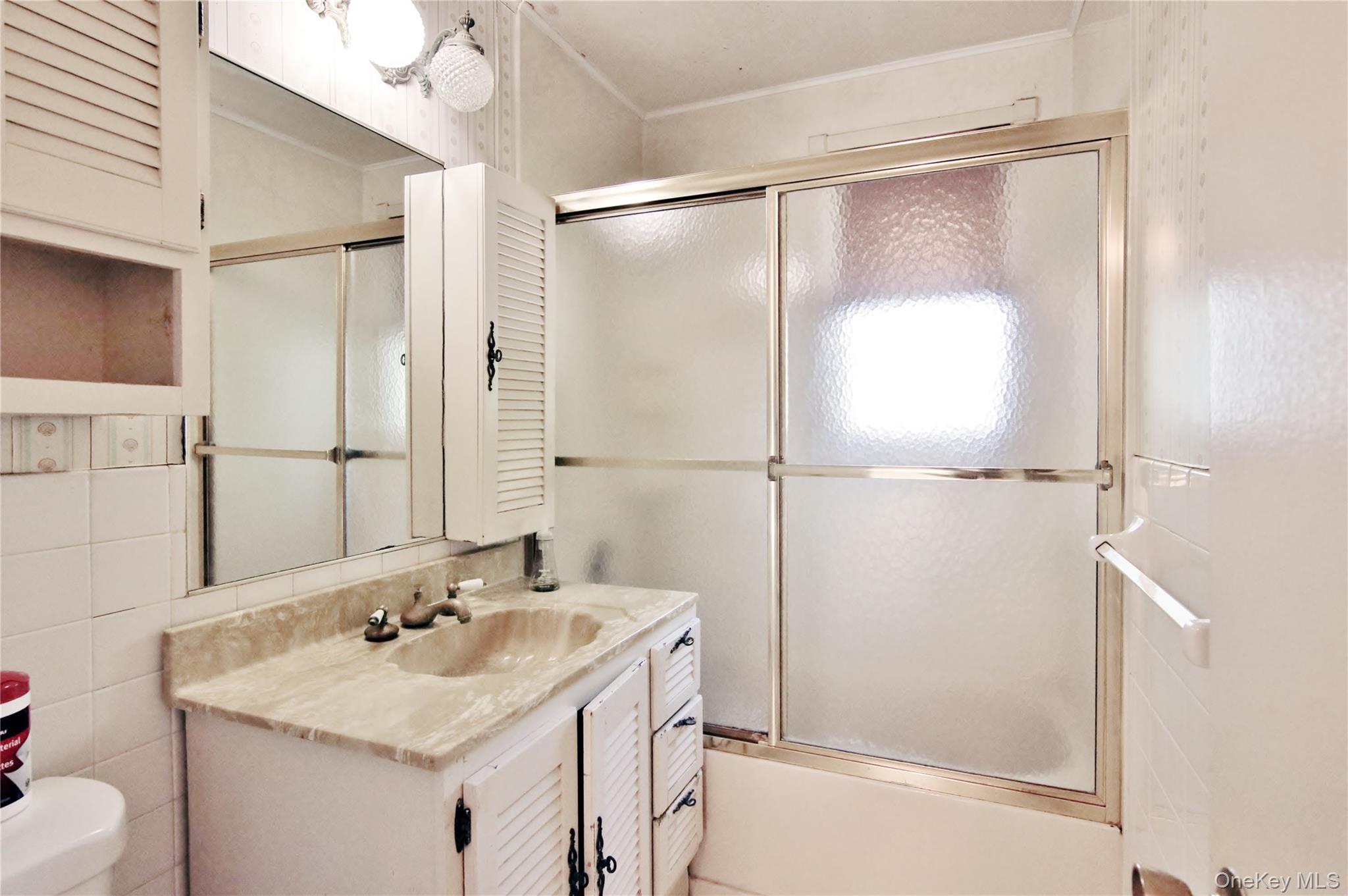 35 Avon Circle A Property Photo 22