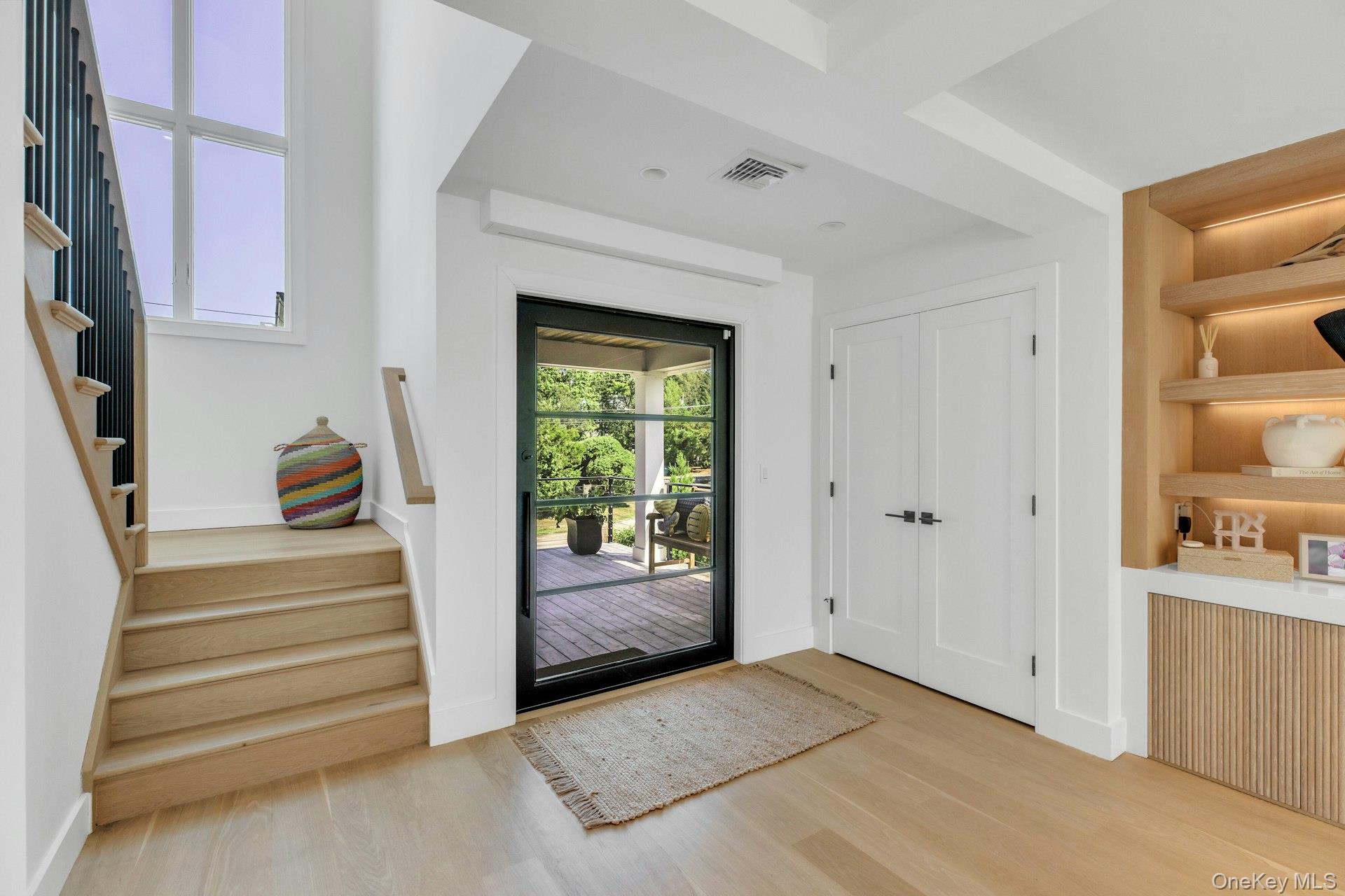29 Tiana Circle Property Photo 4