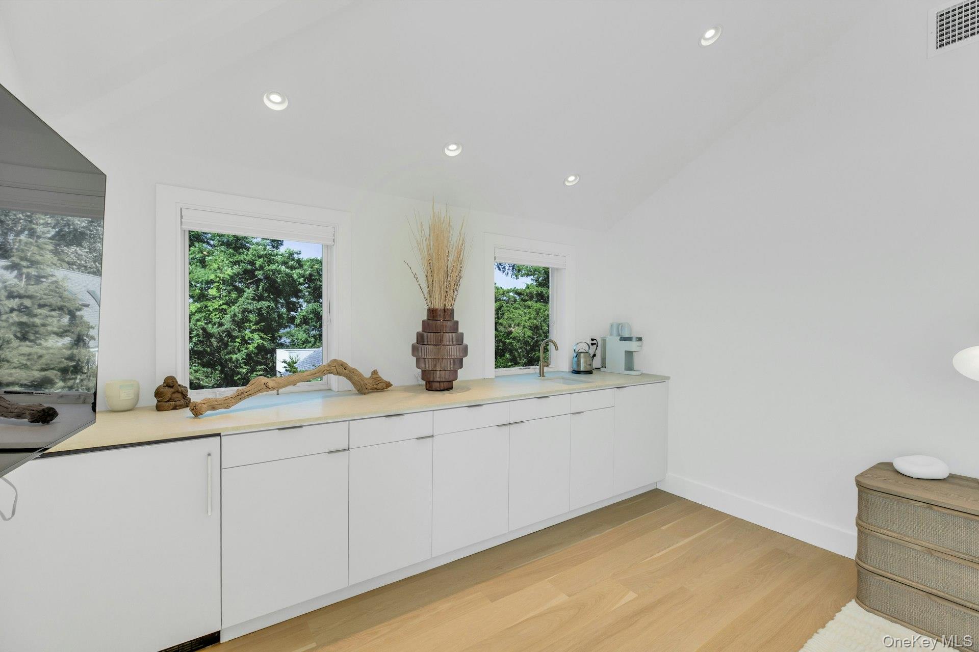 29 Tiana Circle Property Photo 27