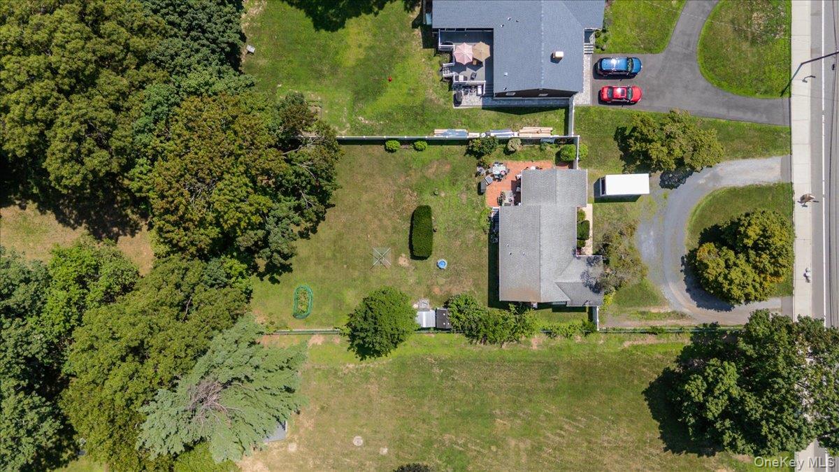 101 Lake Avenue Property Photo 28