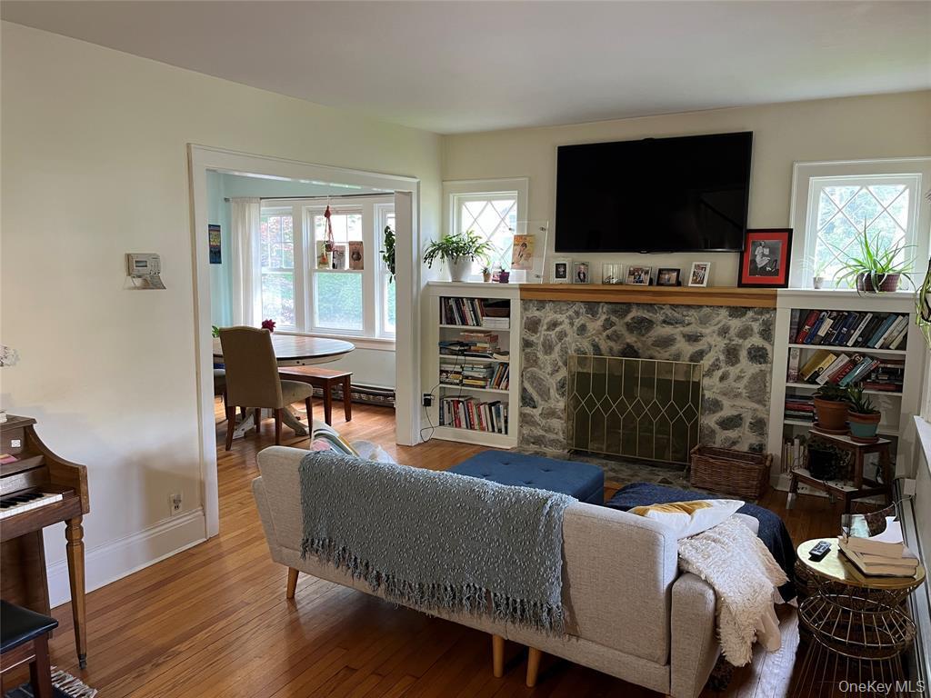 25 Willow Avenue Property Photo 2