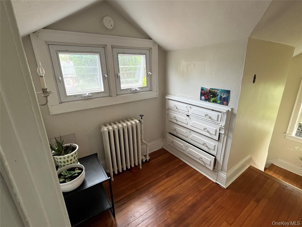 25 Willow Avenue Property Photo 9