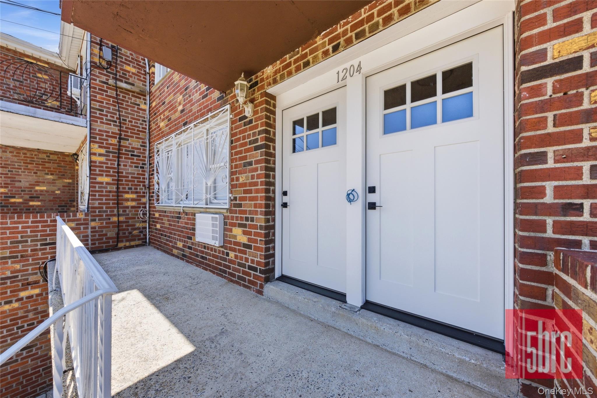 1204 E 72nd Street Property Photo 3