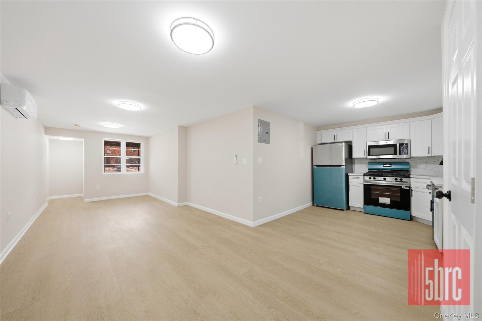 1204 E 72nd Street Property Photo 17