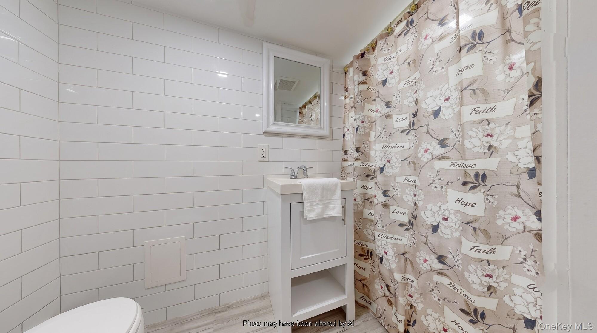 9415 Farragut Road Property Photo 16