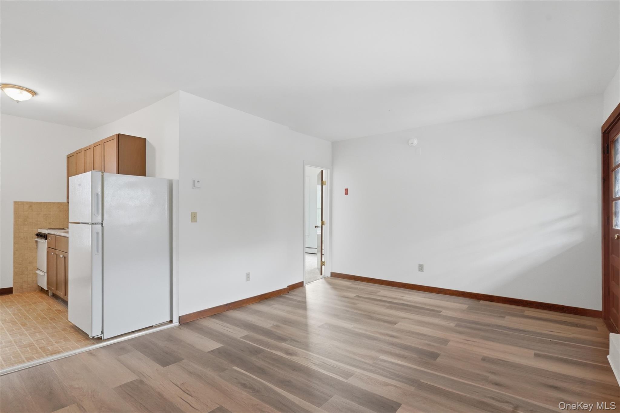 25 Conklin Street Property Photo 5