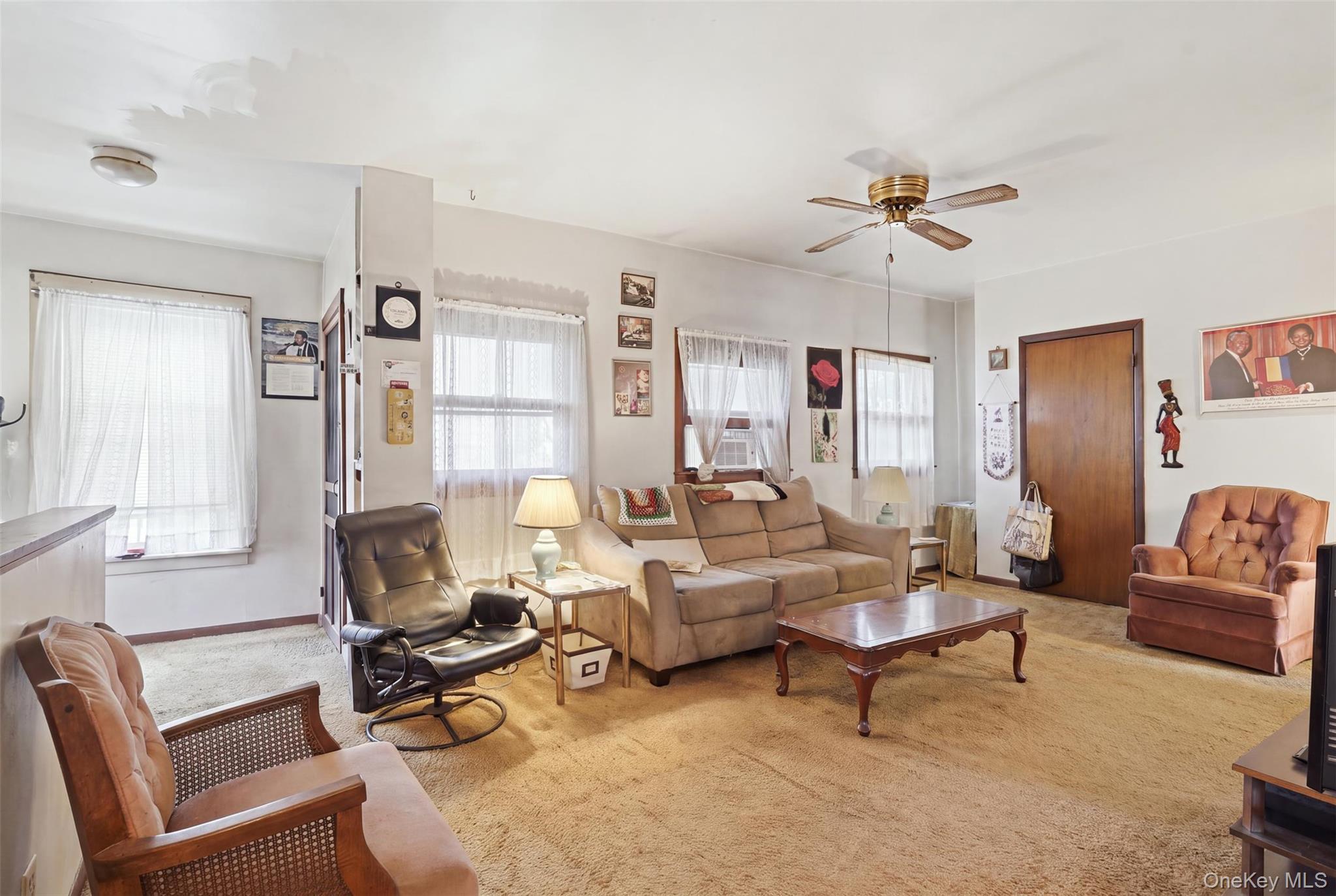 25 Conklin Street Property Photo 15
