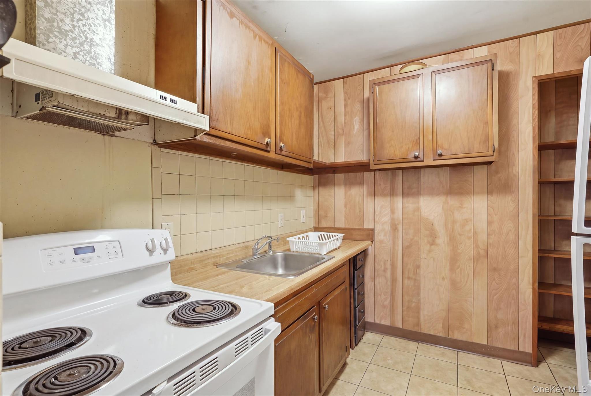 25 Conklin Street Property Photo 22