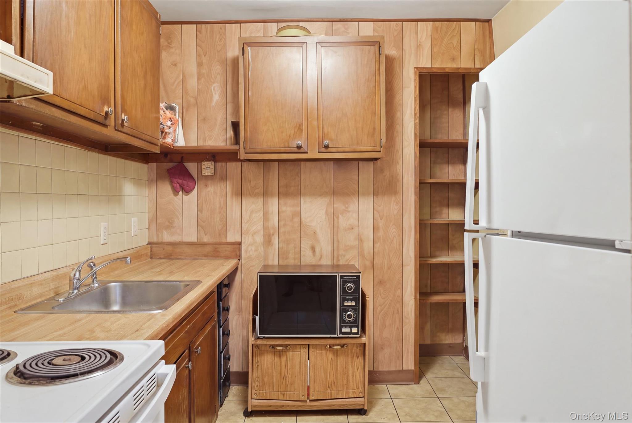25 Conklin Street Property Photo 23