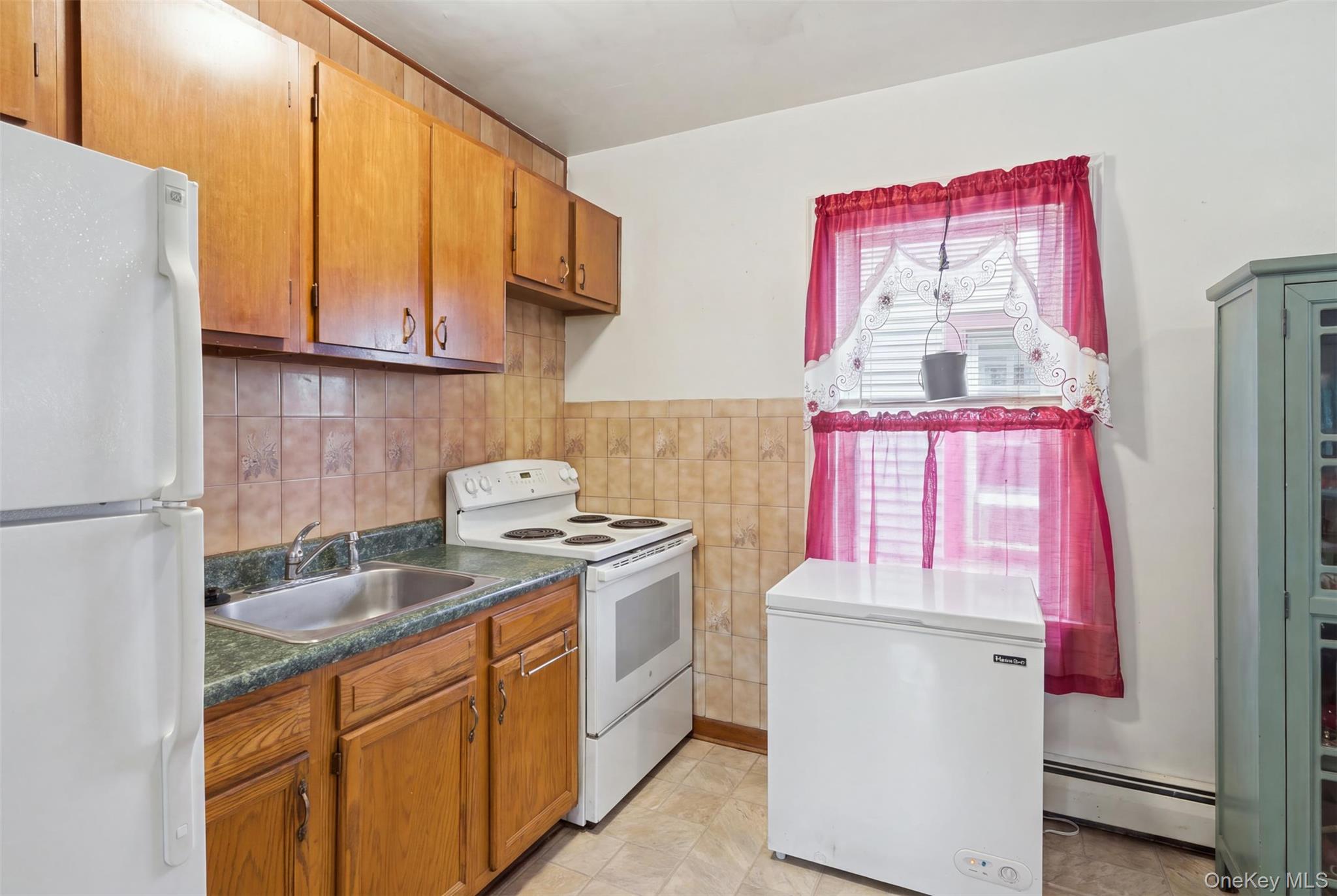 25 Conklin Street Property Photo 31