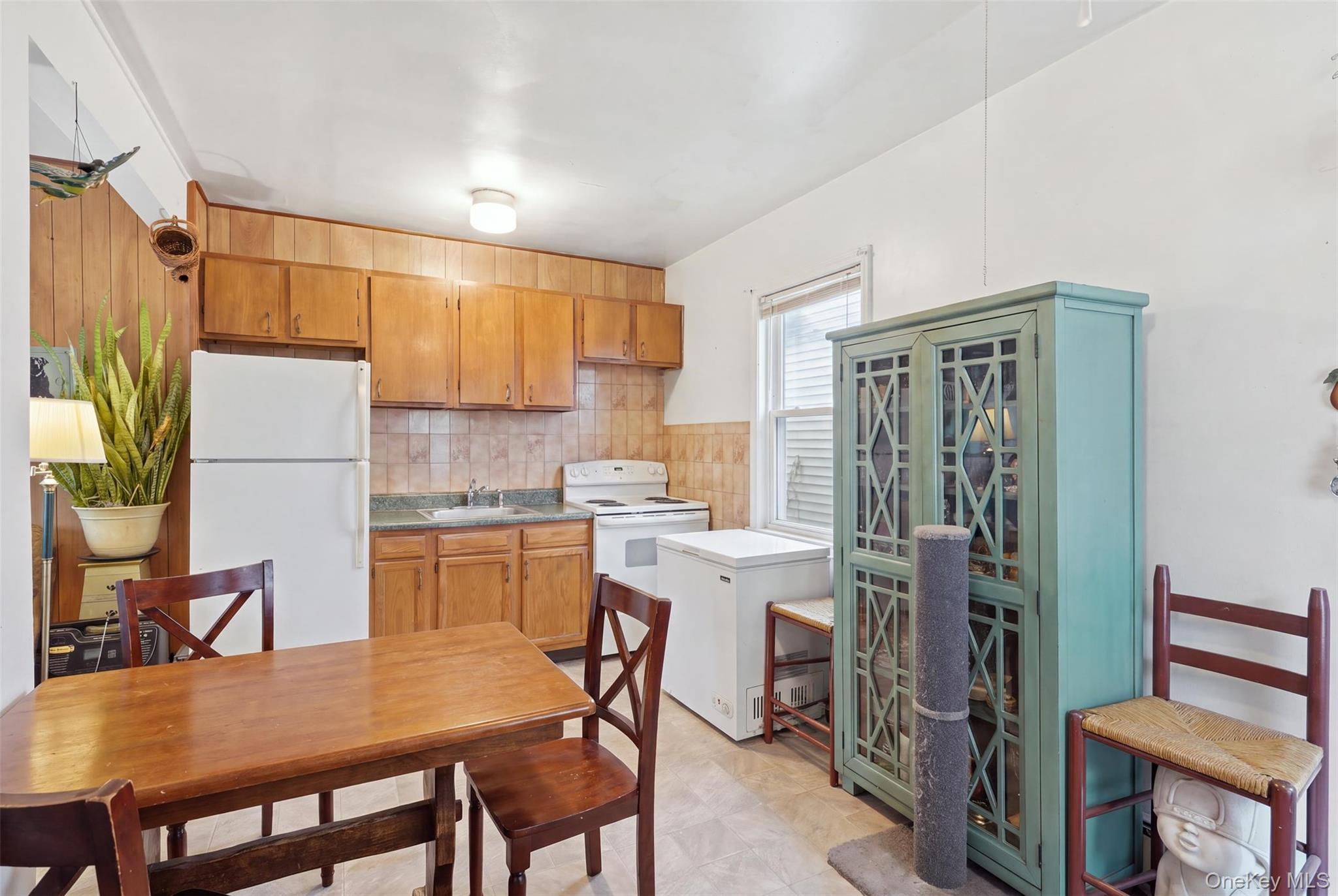 25 Conklin Street Property Photo 33