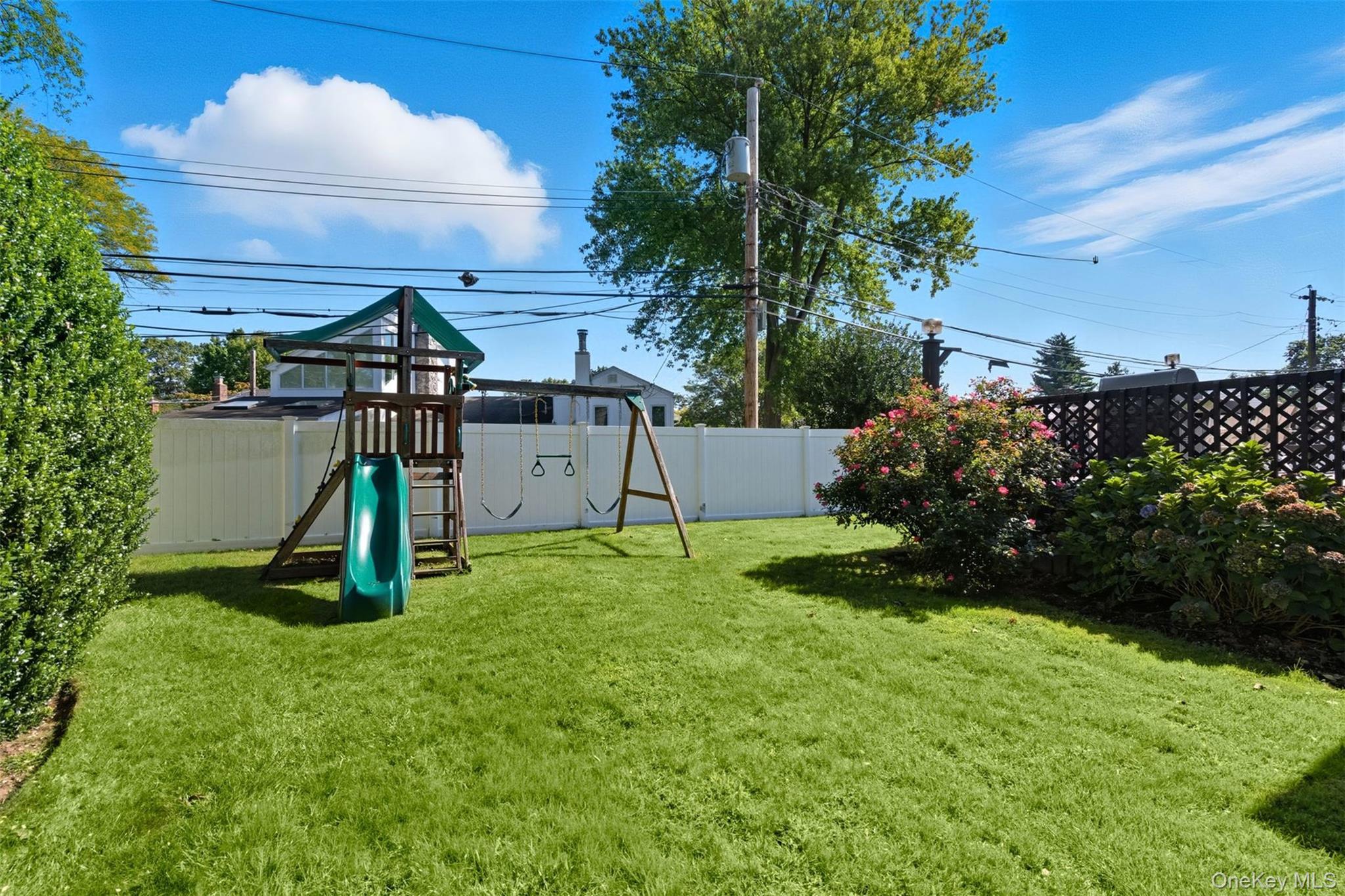 17 Willben Lane Property Photo 34