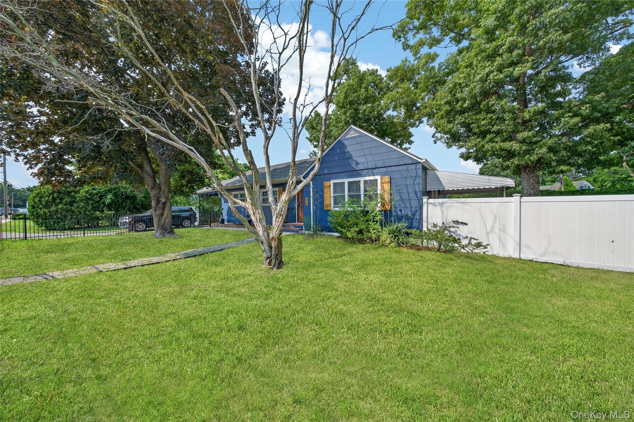 249 Bay Shore Road Property Photo 3
