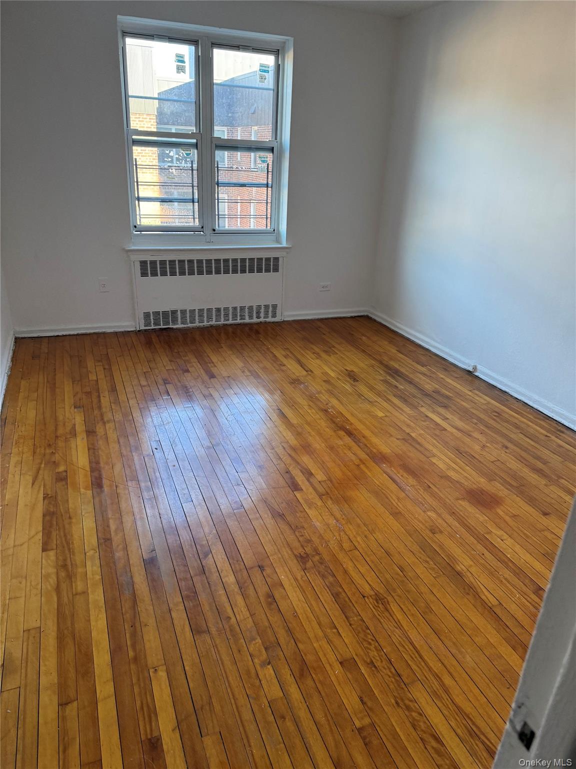 33-15 81st Street 6e Property Photo 12